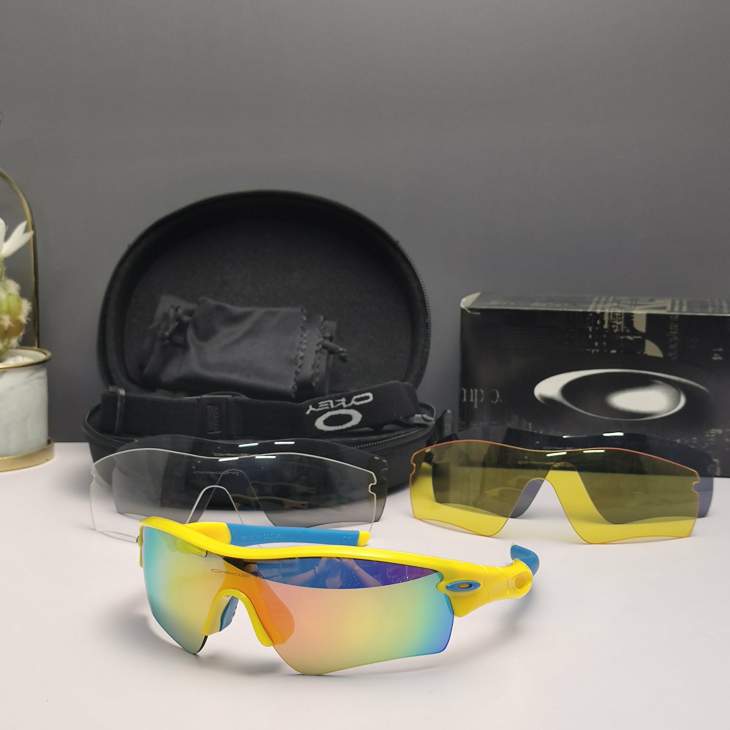 Picture of Oakley Sunglasses _SKUfw66124457fw